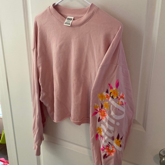 Pink - Light pink crop top sweatshirt Size Large - Picture 1 of 4